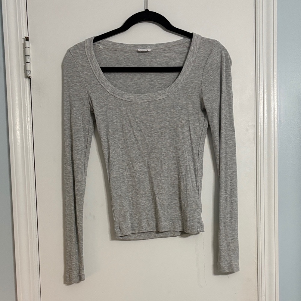 Cotton On Light Gray Long Sleeve Top